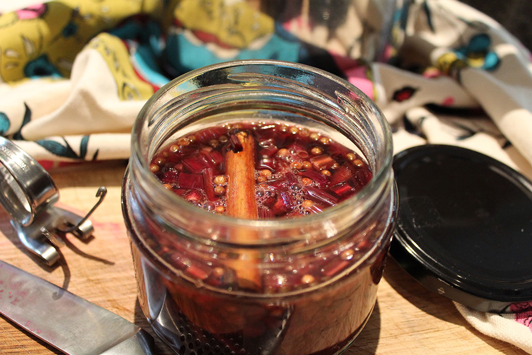 beetroot stem quick pickle