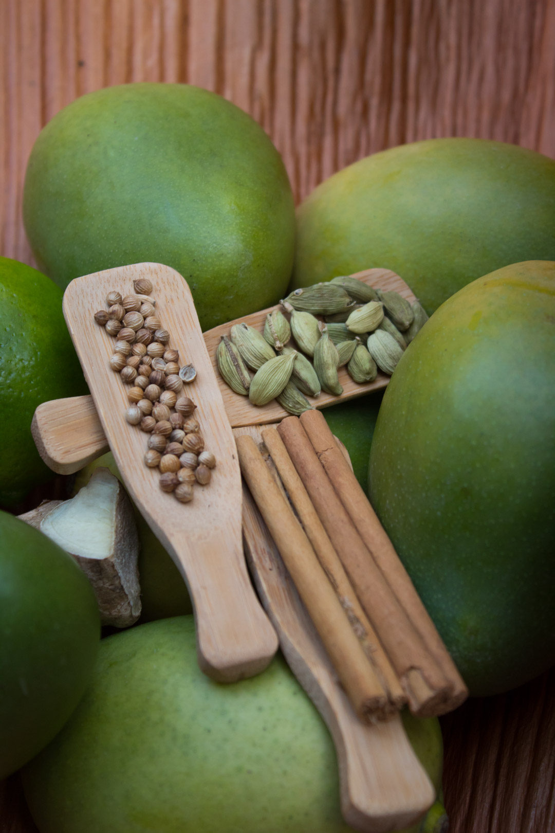 green mango pickle ingredients vertical