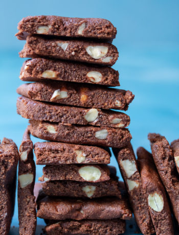 chocolate almond brownie cookies with cardamom and ginger: cookie tower