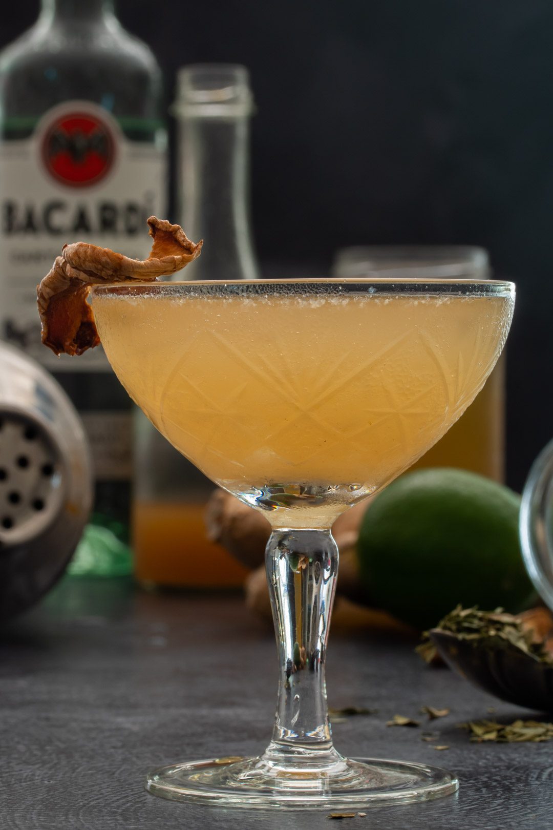 Ginger lime shrub daiquiri with cinnamon myrtle and ginger crisps: making