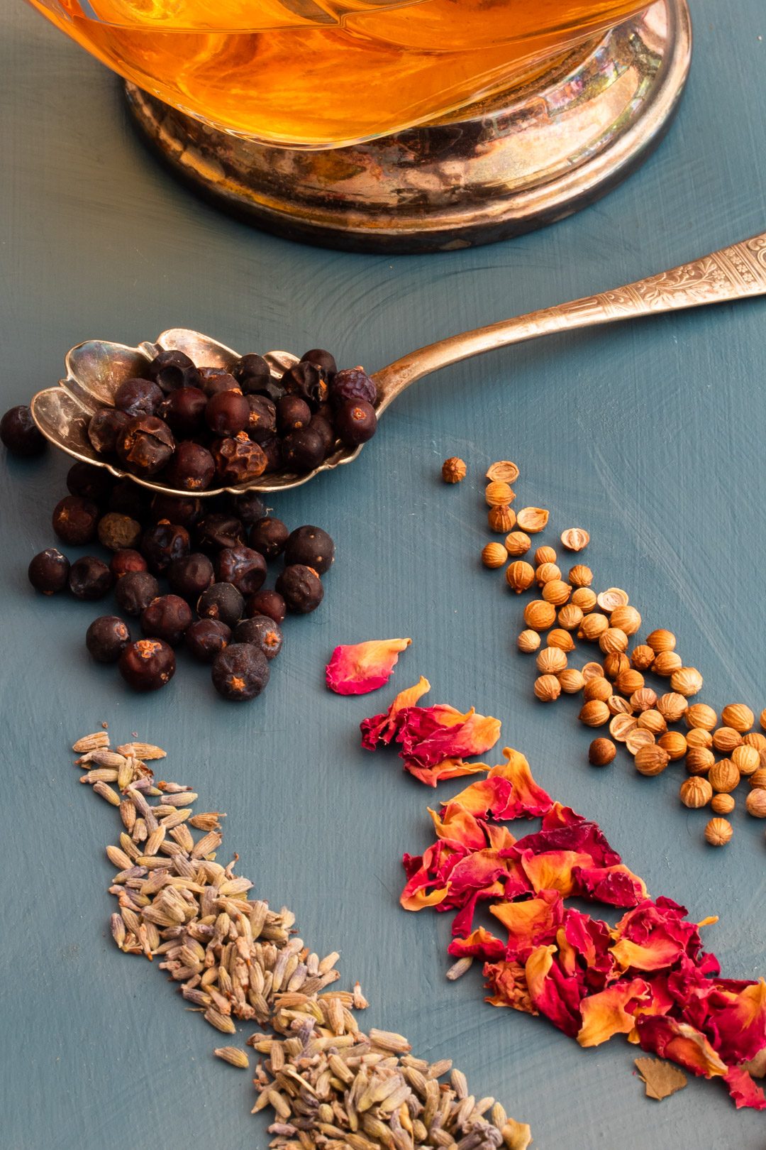 making cold infusion gin with botanicals for rose lavender dry martini