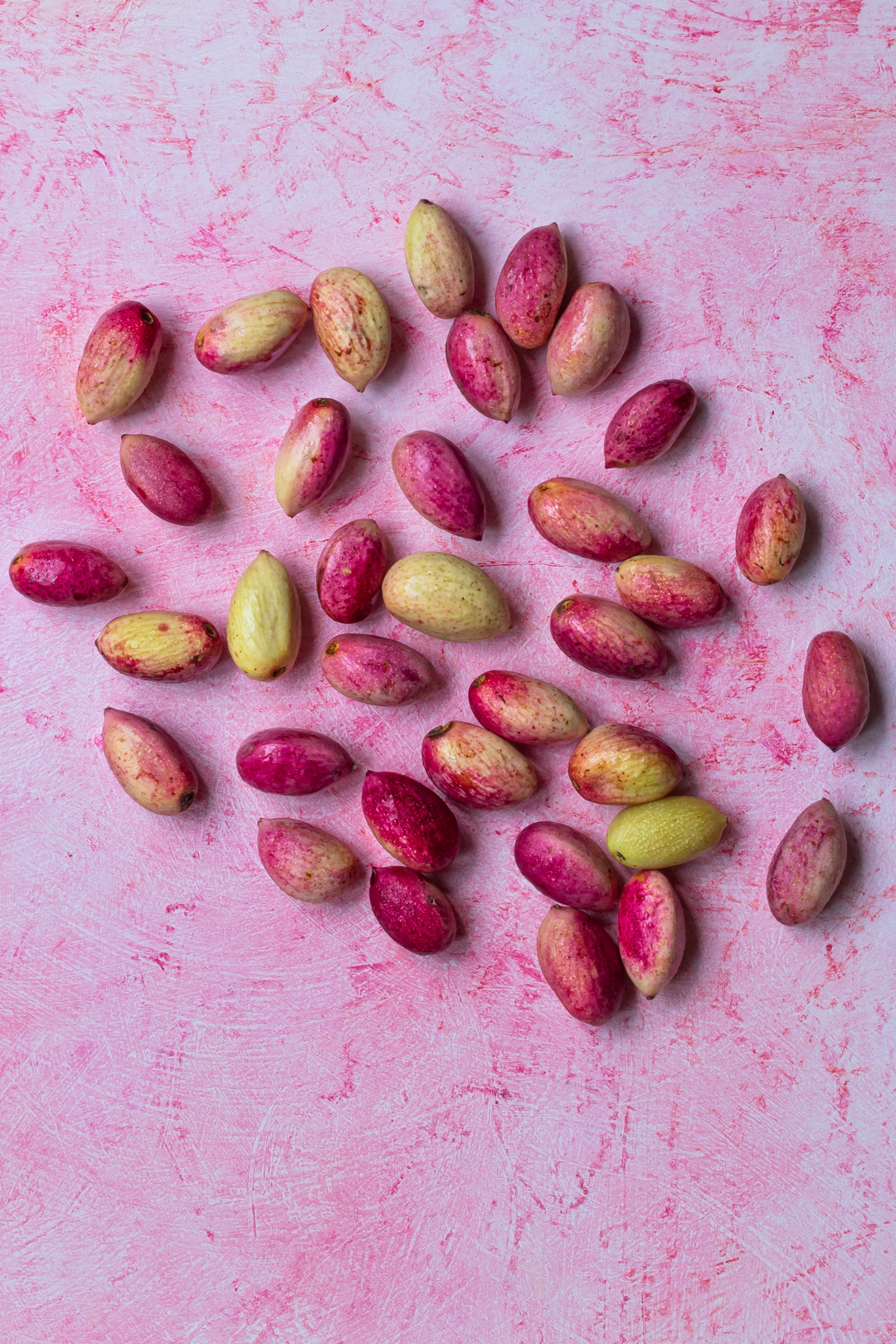 fresh pistachios for pineapple pistachio cream lactart