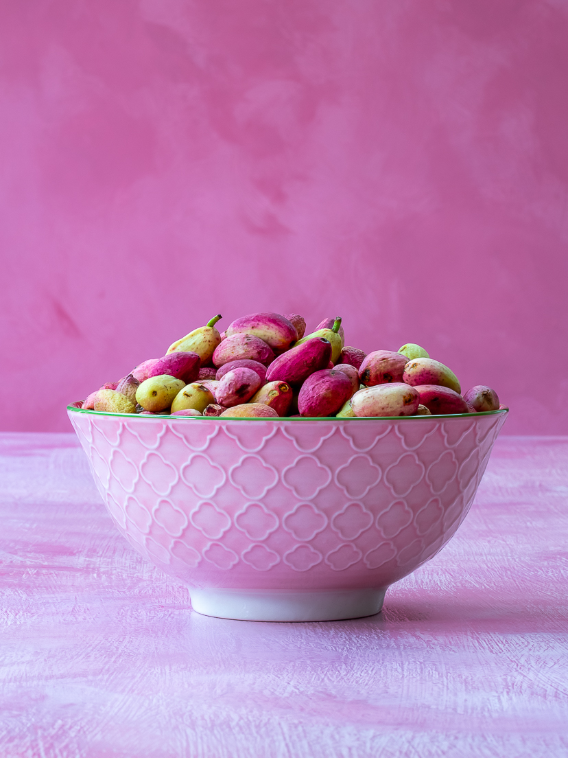 pistachios in a dish for making pistachio syrup for pistachio limeade