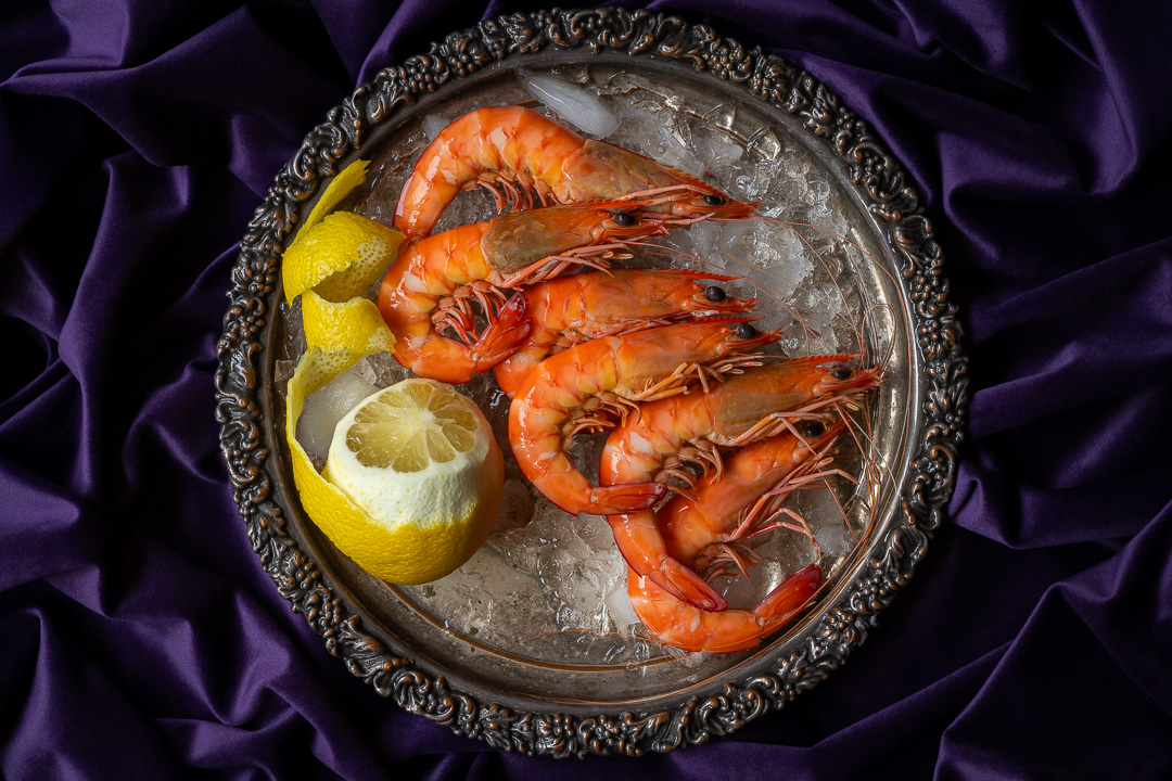 king prawns with lemon peel